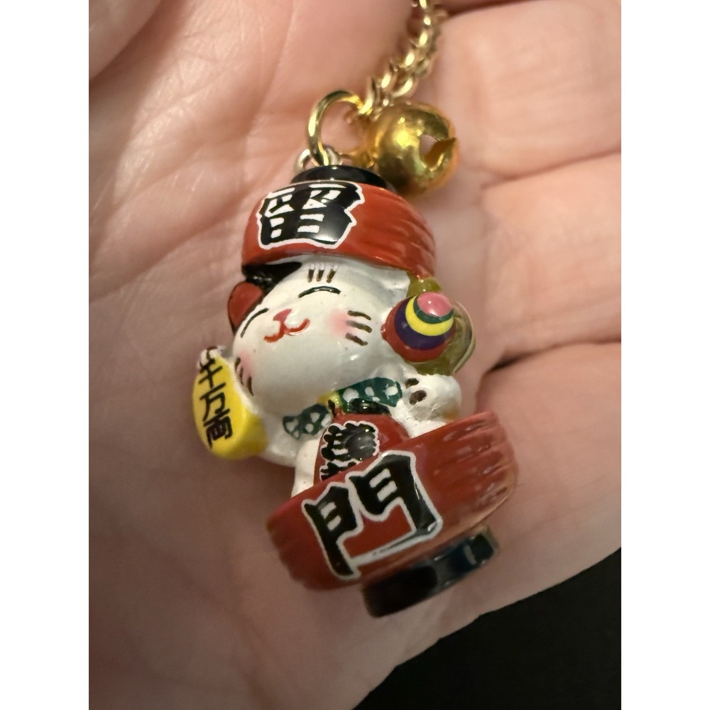 Japanese Maneki Neko Lucky Cat Keychain Asakusa Kaminarimon Bell Souvenir